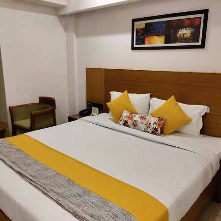 Hotel Park Residency Calicut Екстер'єр фото
