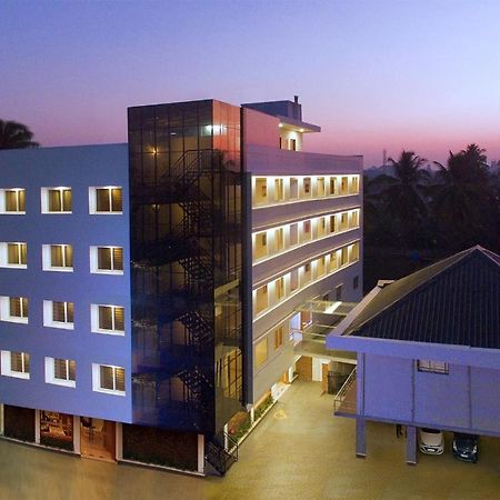Hotel Park Residency Calicut Екстер'єр фото