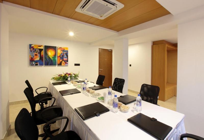Hotel Park Residency Calicut Екстер'єр фото